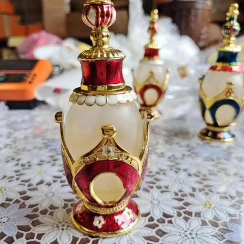 1DB 25ml Vintage Fém Parfümös Üveg Arab Stílus az Illóolajok Cseppentő Üveg Tartály Közel-Keleti Gyomlálás Dekoráció Ajándék Kép 3 